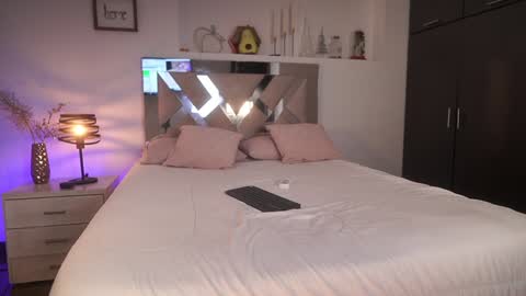 Snapshot of manelyk_10 chatting on 01.17.25 online show from 01.17.25