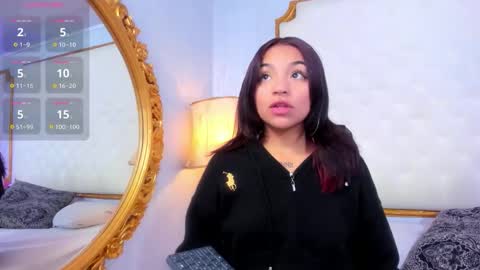 Snapshot of manelyk_evanss chatting on 11.12.25 manelyk_evanss online show from 11.12.25