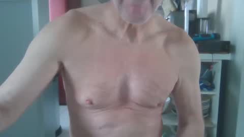 manngrossbite online show from 02.12.25