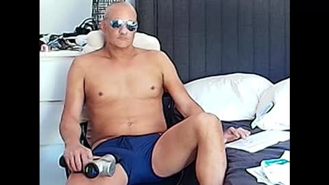 Snapshot of mantis011 chatting on 02.01.26 ausie baby online show from 02.01.26