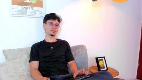 manu online show from 03.19.26