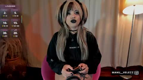 manu  velezz   Help me to get to 100 thumbs ups Tip 25tks  Rate me  online show from 05.31.26