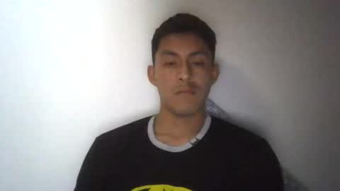 Snapshot of manucurve chatting on 09.28.25 manucurve online show from 09.28.25