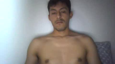 Snapshot of manucurve chatting on 10.18.25 manucurve online show from 10.18.25