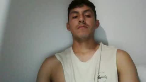 Snapshot of manucurve chatting on 01.15.26 manucurve online show from 01.15.26