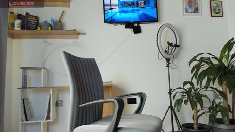 Snapshot of manucute_23_ chatting on 10.20.25 manucute 23 online show from 10.20.25