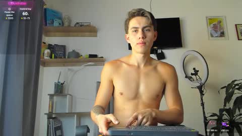 Snapshot of manucute_23_ chatting on 12.01.25 manucute 23 online show from 12.01.25