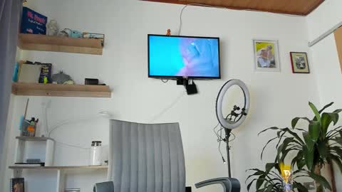 Snapshot of manucute_23_ chatting on 01.07.26 manucute 23 online show from 01.07.26