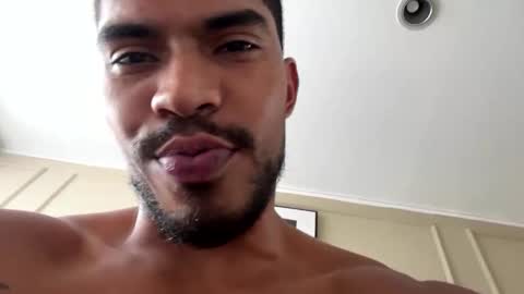 Snapshot of manuel__brown chatting on 05.25.26 Manuel online show from 05.25.26