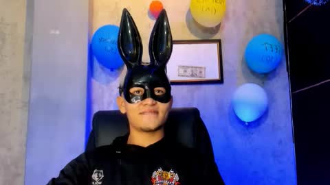 Manuel online show from 11.24.25