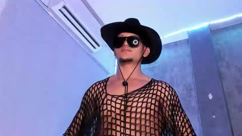 Manuel online show from 02.06.26