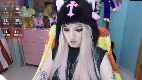 Manuela online show from 11.14.25