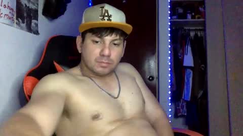 Snapshot of manuelle_francesco chatting on 10.04.25 Manu online show from 10.04.25