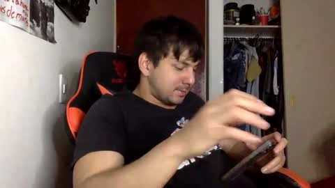 Snapshot of manuelle_francesco chatting on 10.14.25 Manu online show from 10.14.25