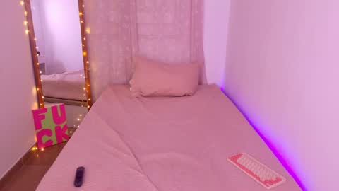     online show from 05.12.26