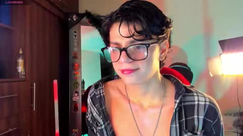 Snapshot of mar_alexis chatting on 02.14.26 mar_alexis online show from 02.14.26