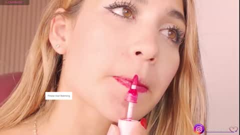 Mara Independent Model online show from 03.16.26