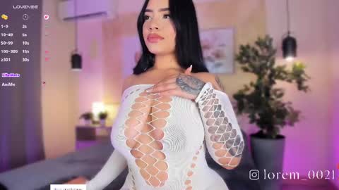Snapshot of mara_martinez chatting on 06.19.26 online show from 06.19.26