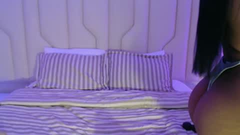 Snapshot of mara_sex chatting on 10.09.25 pao online show from 10.09.25