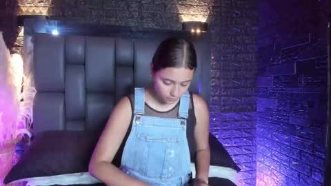 maraa_rivera online show from 10.20.25