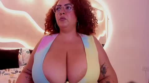 Snapshot of maraasweet chatting on 06.23.26 Mrs. Sweet online show from 06.23.26