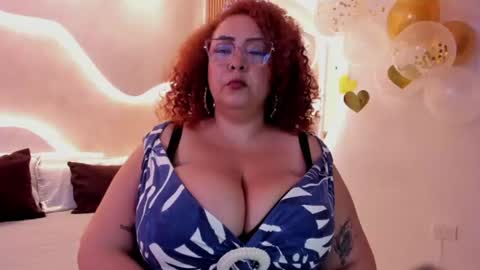 Snapshot of maraasweet chatting on 06.29.26 Mrs. Sweet online show from 06.29.26