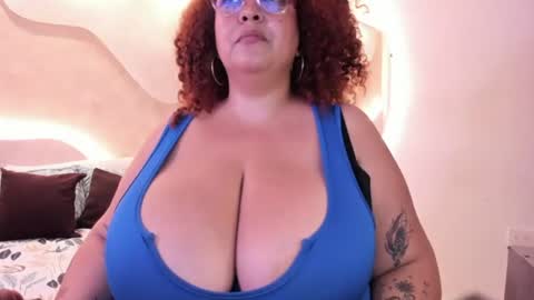 Snapshot of maraasweet chatting on 07.19.26 Mrs. Sweet online show from 07.19.26