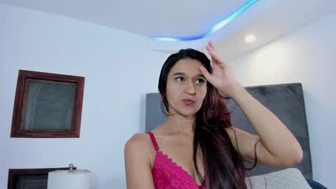 Mara online show from 10.18.25