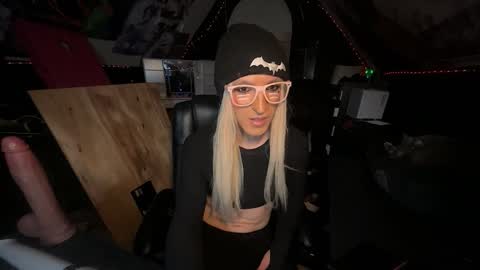 Snapshot of marajadexd chatting on 10.25.25 mara jade online show from 10.25.25