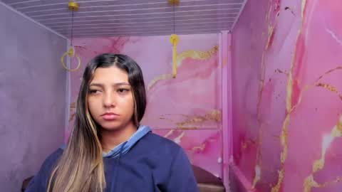 Snapshot of maraluna_ chatting on 05.28.26 Maraluna online show from 05.28.26