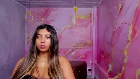 Snapshot of maraluna_ chatting on 06.15.26 Maraluna online show from 06.15.26