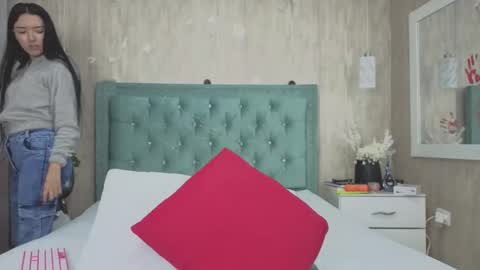 Marcela online show from 11.04.25