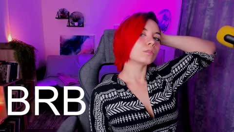 MarcelineChi online show from 11.26.25