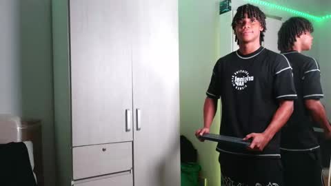 Snapshot of marcelo_dosantos77 chatting on 02.13.26 MARCELO online show from 02.13.26