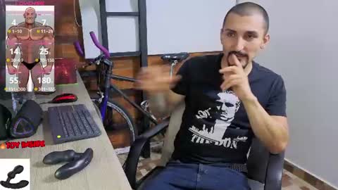 Marck  Independent model  online show from 06.15.26