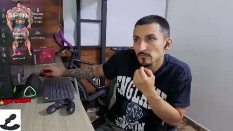 Marck  Independent model  online show from 07.19.26