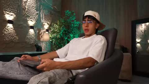 Snapshot of marcoyethan chatting on 05.27.26 Marco and Ethan online show from 05.27.26