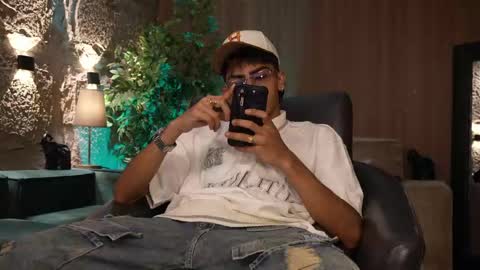 Snapshot of marcoyethan chatting on 05.28.26 Marco and Ethan online show from 05.28.26