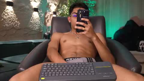 Snapshot of marcoyethan chatting on 07.05.26 Marco and Ethan online show from 07.05.26