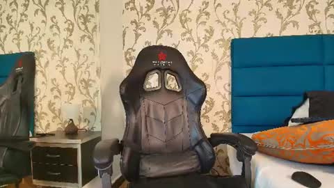 Snapshot of marcus_jeron chatting on 06.15.26 marcus_jeron online show from 06.15.26