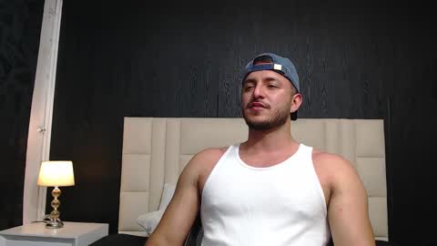 Snapshot of marcus_lafourt chatting on 01.21.25 marcus_lafourt online show from 01.21.25