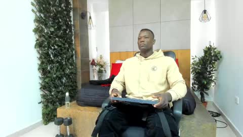 Snapshot of marcusblack_ chatting on 05.14.26 Marcusssss online show from 05.14.26