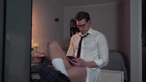 Marcus Diamond  online show from 04.21.26