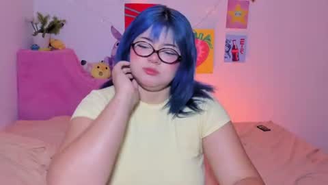 Snapshot of marcy_grey chatting on 06.19.26 danna online show from 06.19.26