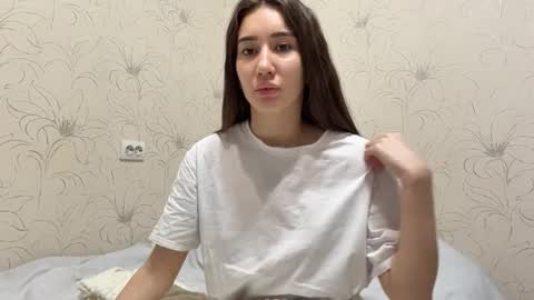 Snapshot of margaretawieczorek chatting on 05.26.26 Emily online show from 05.26.26