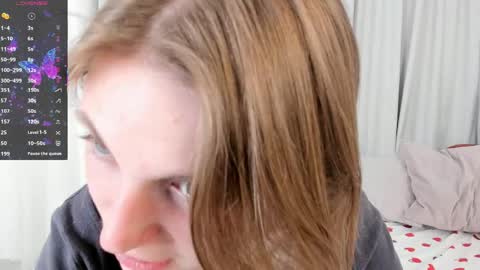 Mia online show from 04.17.26