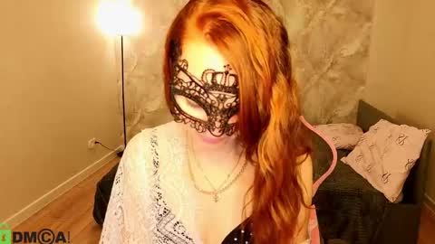 Margo Kellly online show from 05.31.26