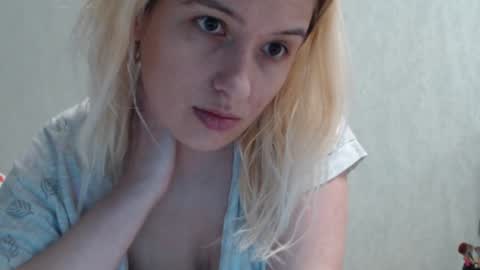 Snapshot of margo_shine chatting on 01.14.25 margo_shine online show from 01.14.25