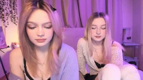 Snapshot of margorozentals chatting on 02.01.26 Margo online show from 02.01.26