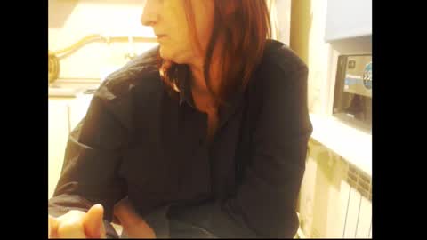 Snapshot of margoruby chatting on 10.28.25 Margo online show from 10.28.25